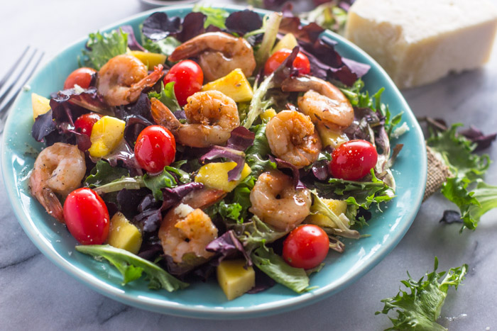 Shrimp Mango Salad with Lime vinaigrette