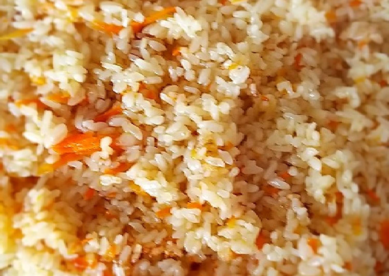 Рецепт рассыпчатого риса с морковью. Рис. Рассыпчатый рис. Рис гарнир. Вкусный рис на гарнир.