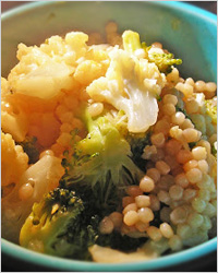  Кус-кус с цветной капустой и брокколи (быстрое блюдо)
