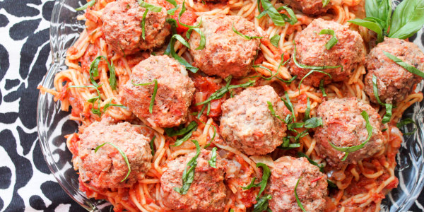 One-Pot Slow-Cooker Spaghetti and Meatballs