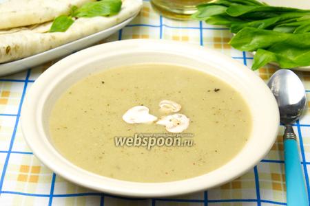 Фото рецепта Крем-суп из шампиньонов постный