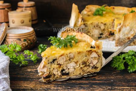 Фото рецепта Пирог с курицей и грибами в лаваше