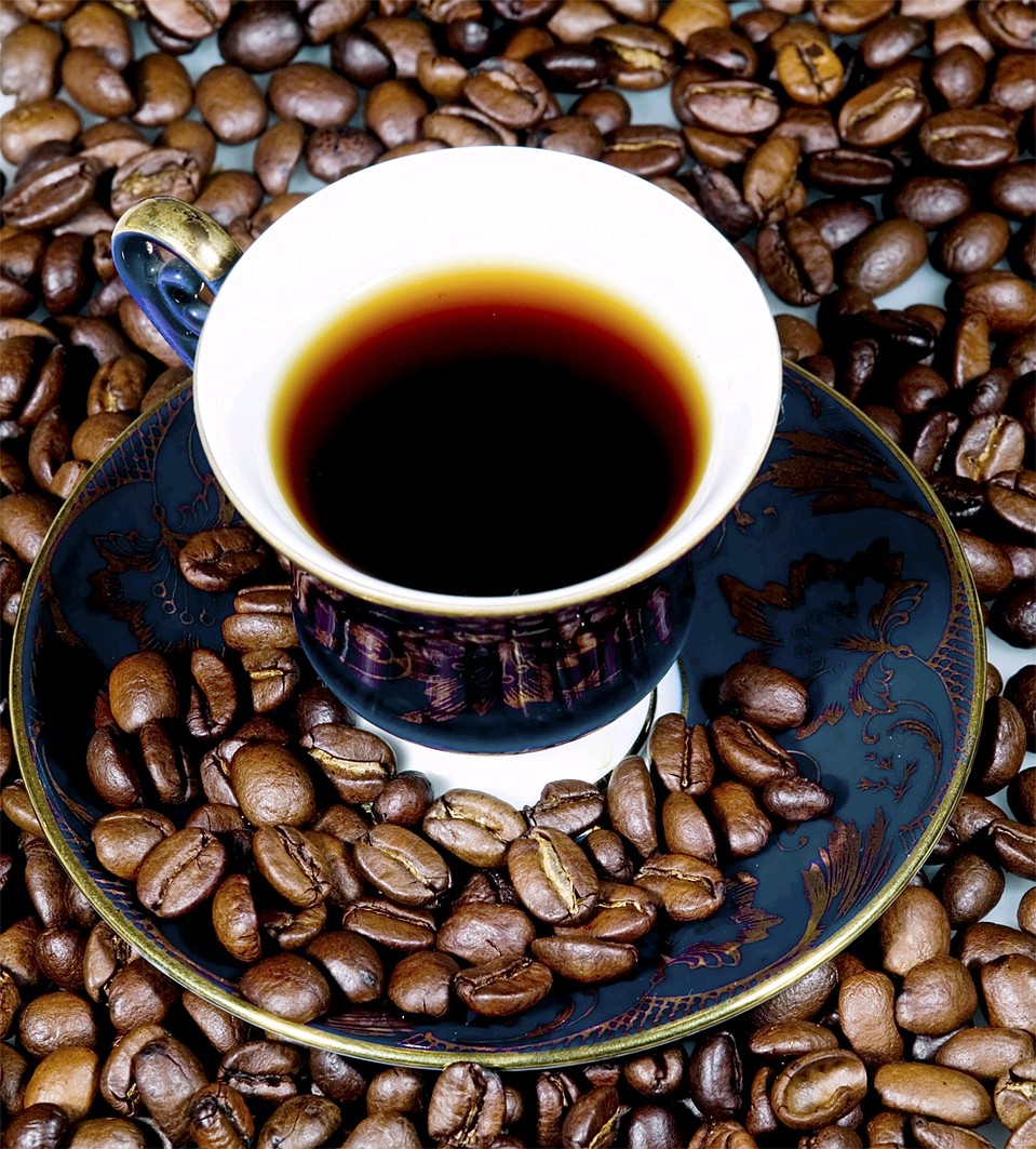 Ежедневное употребление кофе чревато привыканием, тогда полезный эффект от напитка снизится. Фото: GLOBAL LOOK PRESS