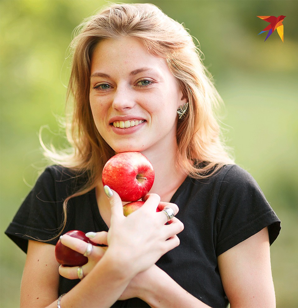 Простое яблоко содержит неповторимый набор витаминов, минералов и других полезных веществ. Фото: Дмитрий АХМАДУЛЛИН
