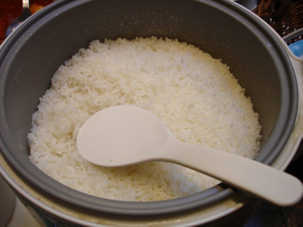 Как правильно варить рассыпчатый рис для гарнира в мультиварке
