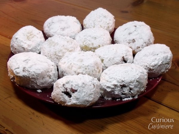 With our Polish Paczki Recipe, it is easy to make soft and airy Polish Donuts at home. And since deep frying can get complicated, our Paczki Recipe is baked, making the Paczki even easier to make and enjoy! 
